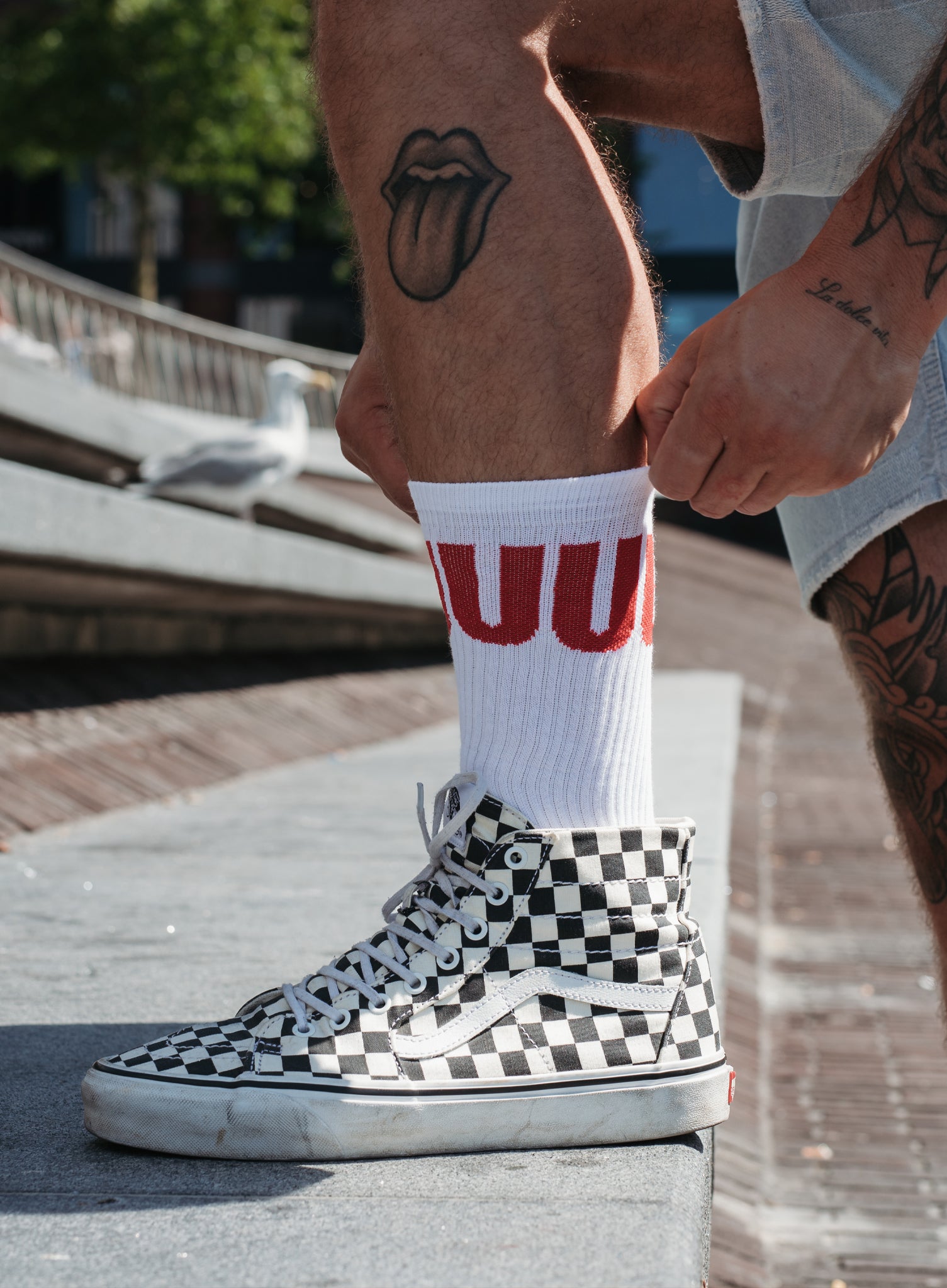 SOCKS 'UUU' WIT
