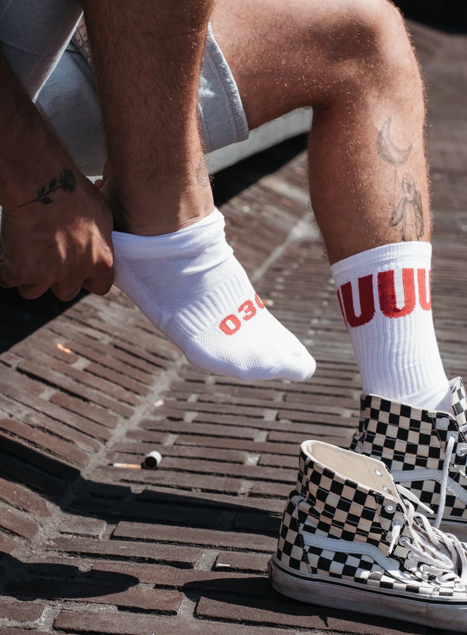 SOCKS 'UUU' WIT